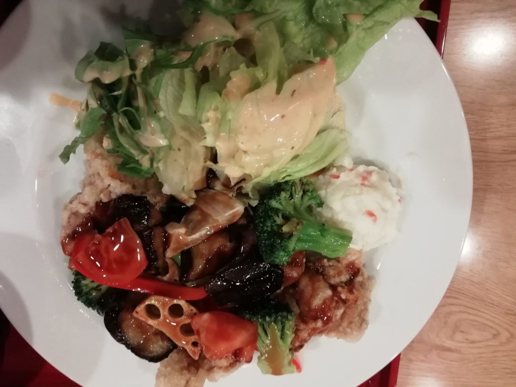 ジョイフル　彩り野菜と若鶏の黒酢あんかけ定食